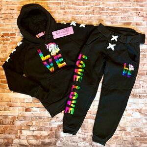 🆕 2BFree Los Angeles Boutique Girls Rainbow Metallic Foil Lace-Up Sweatsuit Set